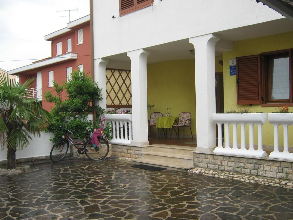Apartment Meridiana Ρόβινι Εξωτερικό φωτογραφία