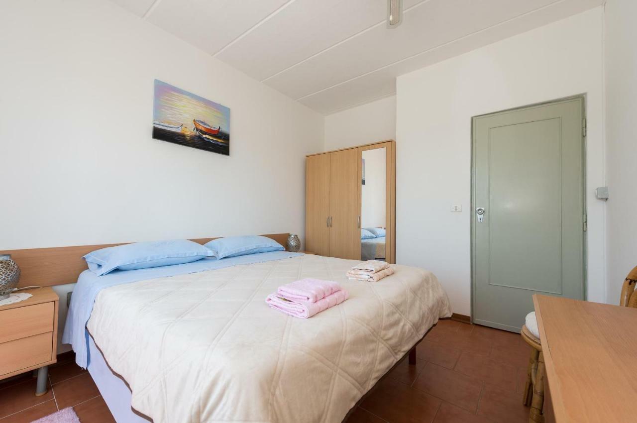 Apartment Meridiana Ρόβινι Εξωτερικό φωτογραφία