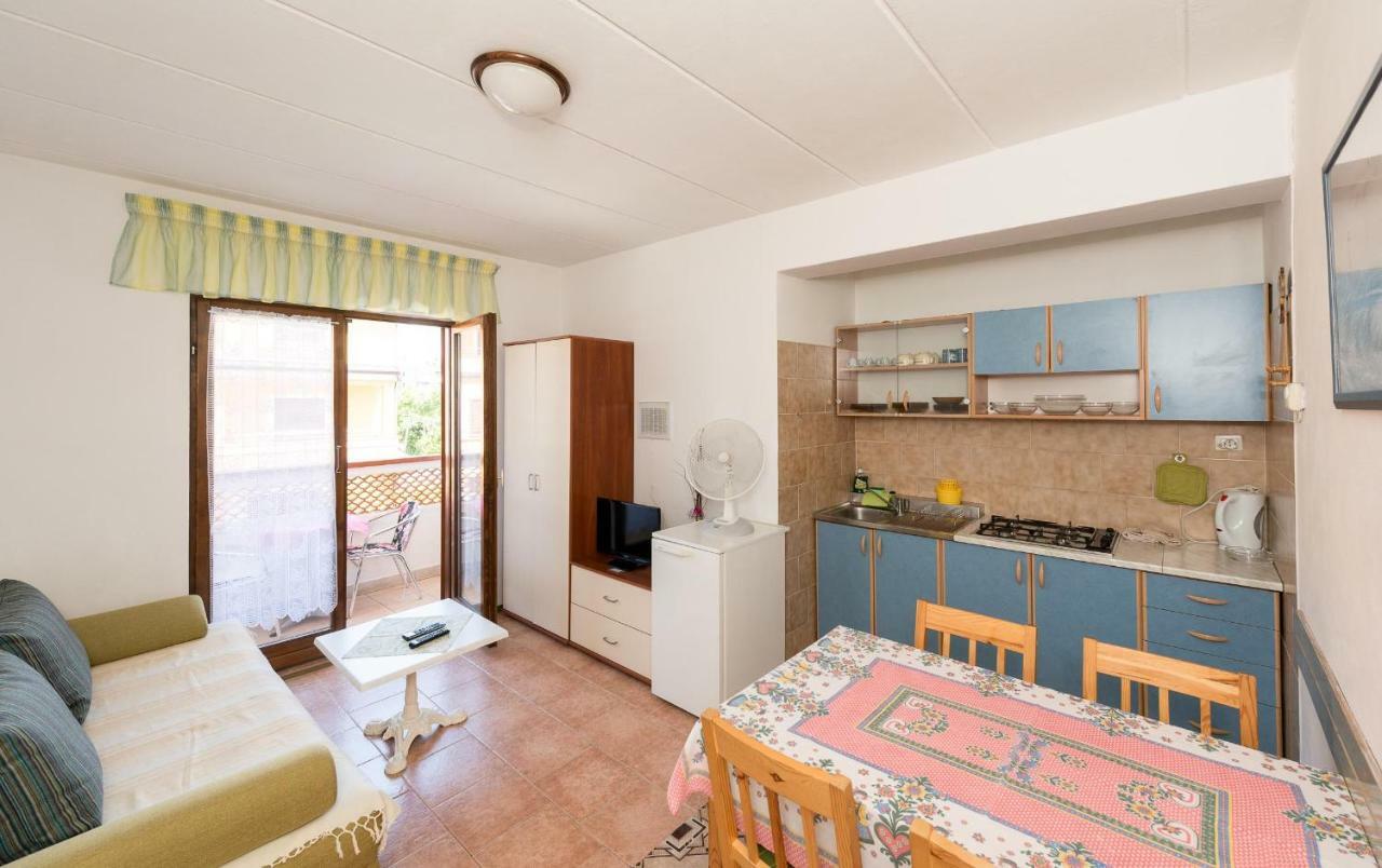 Apartment Meridiana Ρόβινι Εξωτερικό φωτογραφία